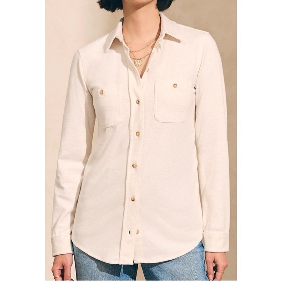 Faherty - women’s Legend sweater shirt of white button up collared top size S - Picture 2 of 9